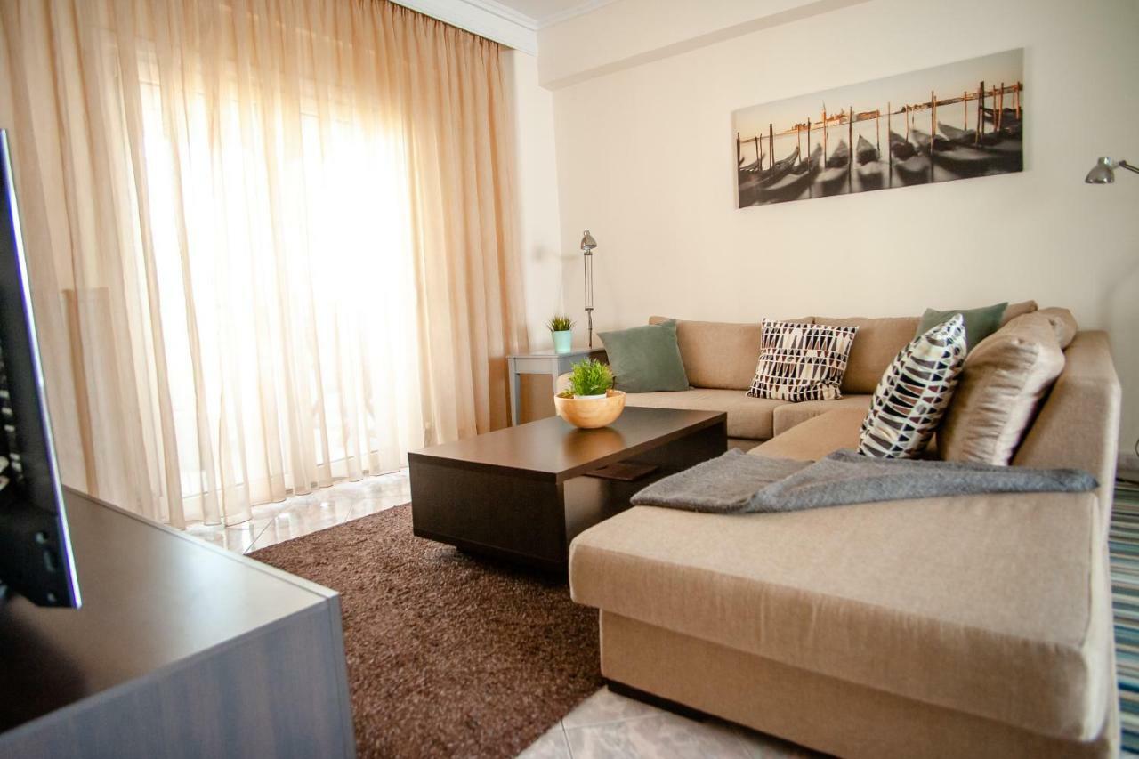 Aegean Family Apartment Peraía Buitenkant foto